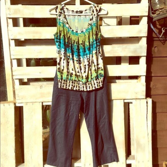 BCX Tops - BCX sleeveless blouse 